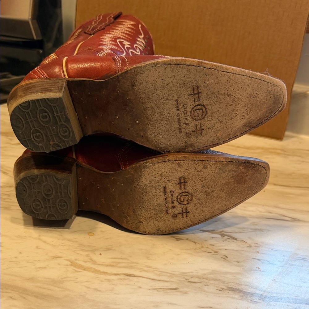 Circle G Red Heeled Boots - Picture 3 of 4